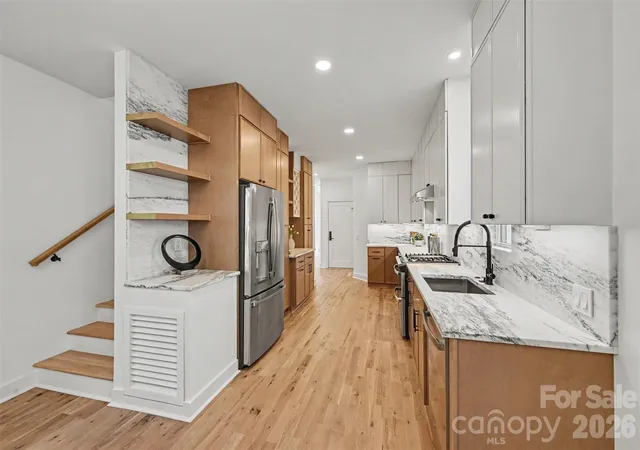 4th image of 3024 Walter St, Charlotte, NC 28208 | MLS# 4401144