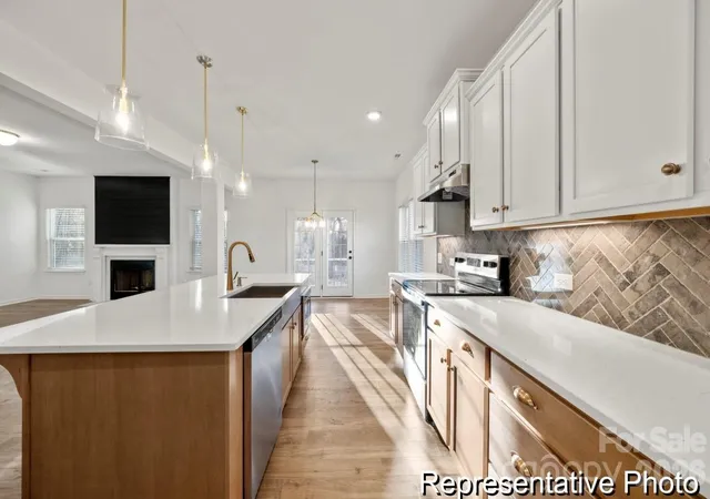 2nd image of 120 Pembroke Way #15, Albemarle, NC 28001 | MLS# 4401152