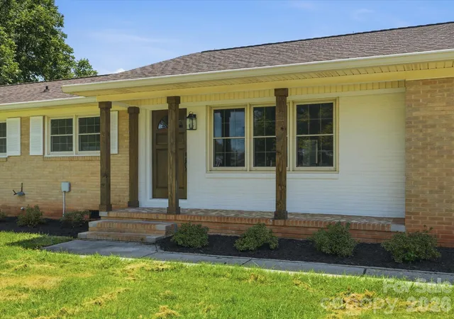 1st image of 1480 Hallmark Dr, Rock Hill, SC 29730 | MLS# 4401157