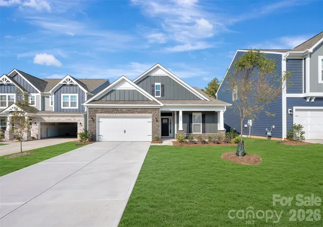 Single family home for sale at 8895 Visgrove Dr, Sherrills Ford, NC 28673 | MLS# 4401216
