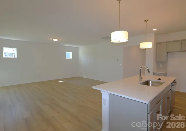 Photo 3 of Single family home for sale at 8895 Visgrove Dr, Sherrills Ford, NC 28673 | MLS# 4401216 | Listing updated on 2026-09-22