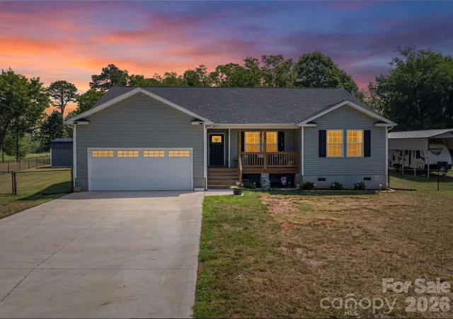Homes for sale in Newton, NC | 4164 S Olivers Cross Rd, Newton, NC 28658 | MLS# 4401217