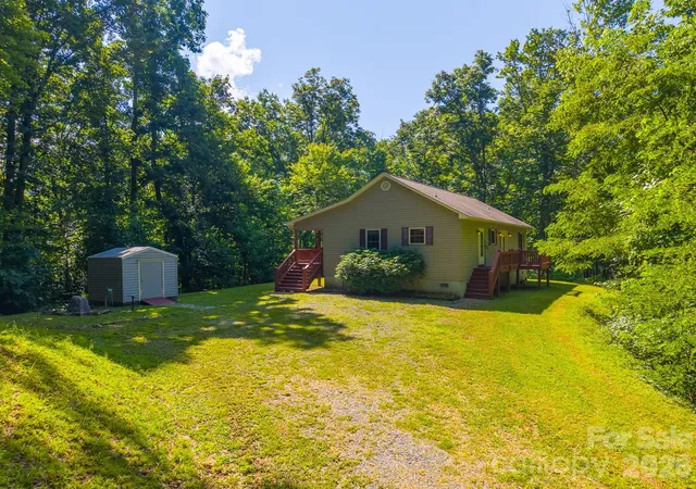 Homes for sale in Sylva, NC | 2916 Blanton Branch Rd, Sylva, NC 28779 | MLS# 4401221