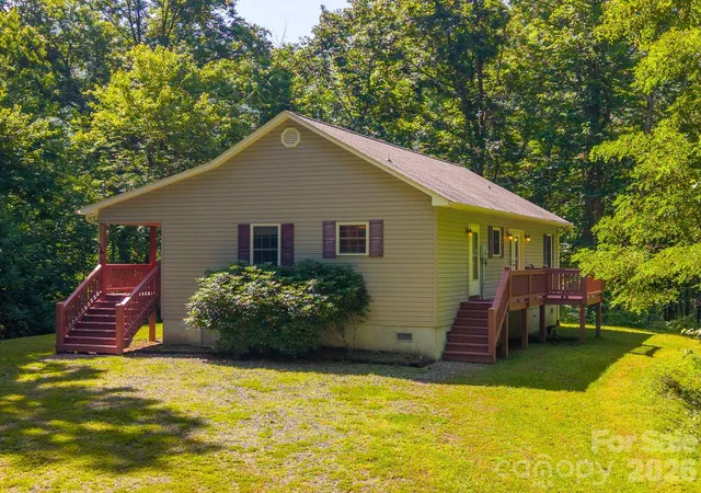 Homes for sale in Sylva, NC | 2916 Blanton Branch Rd, Sylva, NC 28779 | MLS# 4401221