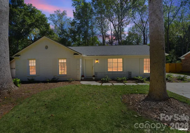 Photo 24 of Single family home for sale at 7107 Valley Hvn Dr, Charlotte, NC 28211 | MLS# 4401246 | Listing updated on 2026-08-13