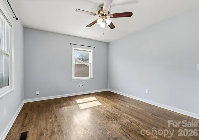 Photo 3 of Single family home for sale at 1317 Reid St, Statesville, NC 28677 | MLS# 4401288 | Listing updated on 2026-08-27