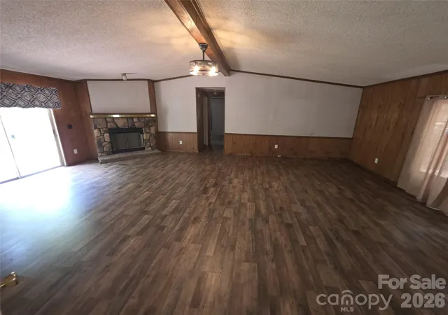 Photo 4 of Single family home for sale at 1340 Bowling Green Dr, Clover, SC 29710 | MLS# 4401293 | Listing updated on 2026-08-19