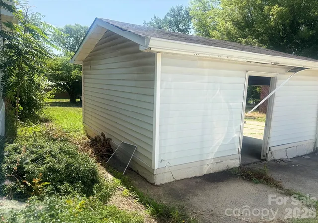 9th image of 618 S Center St, Hickory, NC 28602 | MLS# 4401298