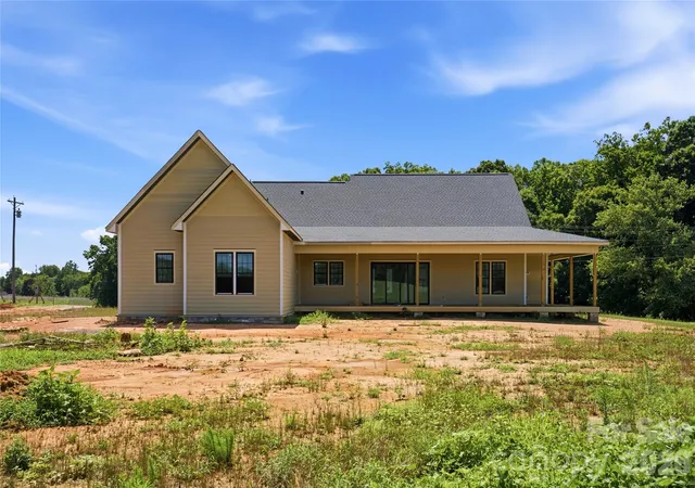 Photo 3 of Single family home for sale at 381 New Salem Rd #7, Statesville, NC 28625 | MLS# 4401299 | Listing updated on 2026-09-22