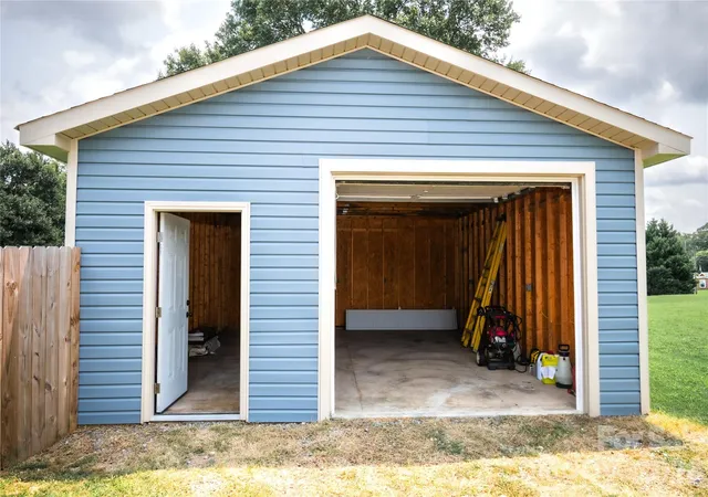 20th image of 1807 Warren Ave, Gastonia, NC 28054 | MLS# 4401303