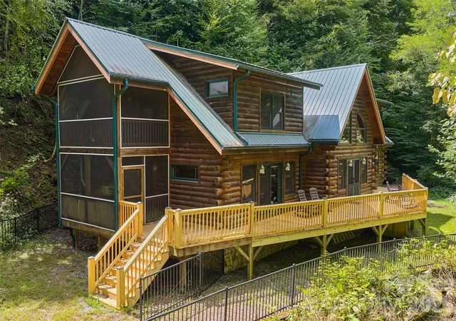 Photo 3 of Single family home for sale at 1482 Howard Moore Rd, Hot Springs, NC 28743 | MLS# 4401313 | Listing updated on 2026-09-03