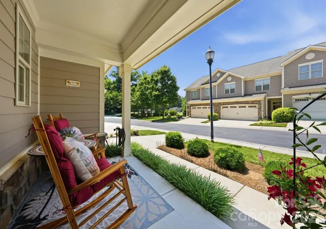 Photo 3 of Townhouse for sale at 3025 Callaway Ct, Cramerton, NC 28032 | MLS# 4401317 | Listing updated on 2026-08-12