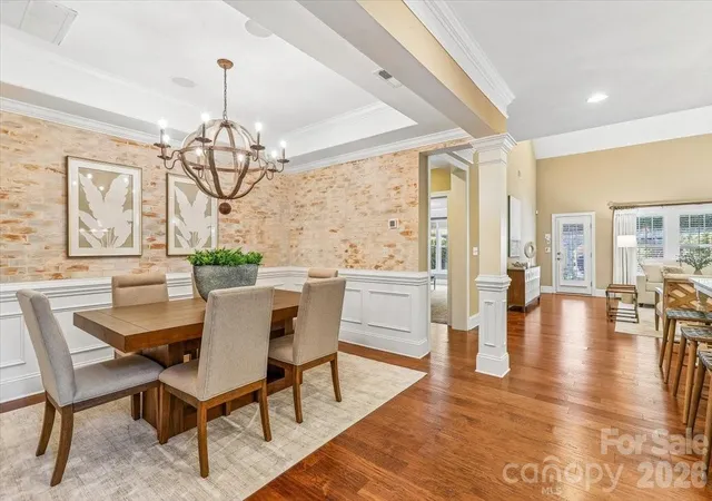Photo 4 of Sale Pending at 5125 Pansley Dr, Charlotte, NC 28226 | MLS# 4401320 | Listing updated on 2026-09-17