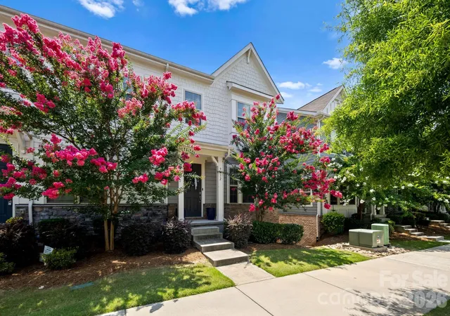 Photo 1 of Townhouse for sale at 9432 Ainslie Downs St, Charlotte, NC 28273 | MLS# 4401324 | Listing updated on 2026-08-27