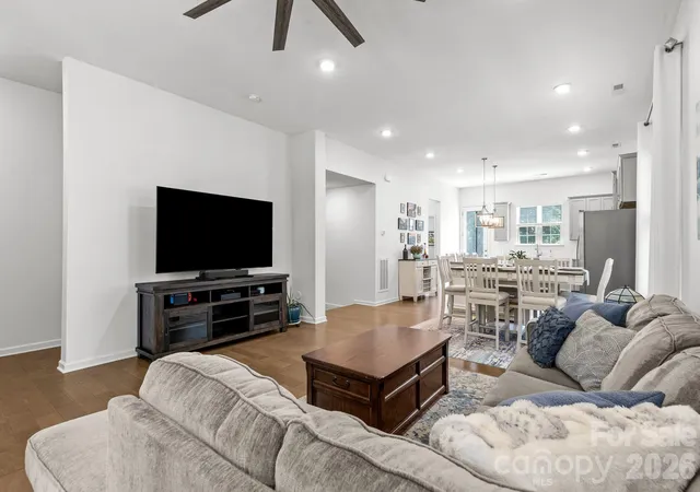 Photo 3 of Townhouse for sale at 9432 Ainslie Downs St, Charlotte, NC 28273 | MLS# 4401324 | Listing updated on 2026-08-27