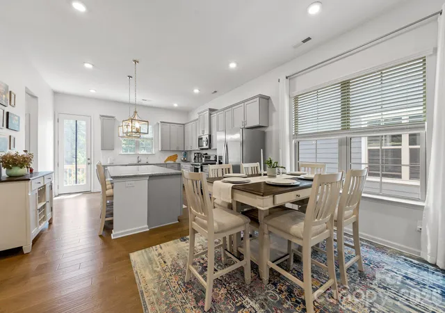Photo 4 of Townhouse for sale at 9432 Ainslie Downs St, Charlotte, NC 28273 | MLS# 4401324 | Listing updated on 2026-08-27