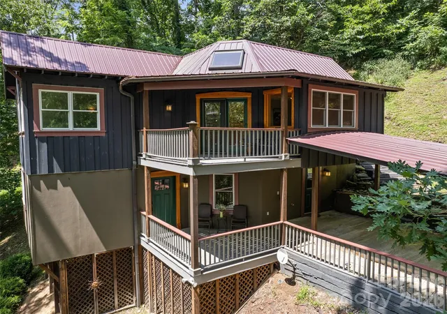 3rd image of 145 Hiaway Trl, Clyde, NC 28721 | MLS# 4401337