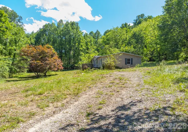 2nd image of 27 Shep Dr, Mills River, NC 28759 | MLS# 4401357