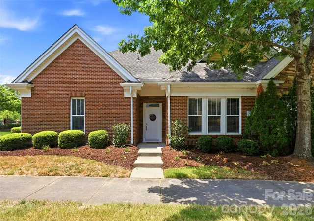 Homes for sale in Matthews, NC | 2676 Bellasera Wy, Matthews, NC 28105 | MLS# 4401359