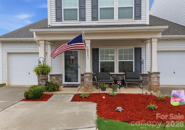 Photo 2 of Townhouse for sale at 108 Davenport Dr, Statesville, NC 28677 | MLS# 4401362 | Listing updated on 2026-08-18