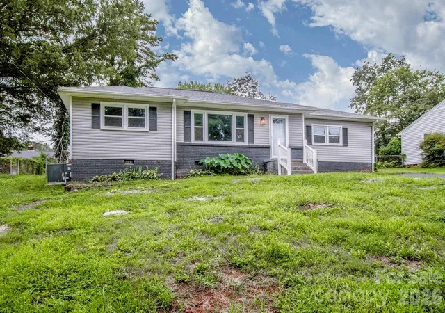 2nd image of 1317 Meadowbrook Cir, Salisbury, NC 28144 | MLS# 4401363
