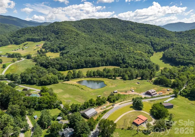Photo 3 of Single family home for sale at 793 State Hwy 197 S, Burnsville, NC 28714 | MLS# 4401366 | Listing updated on 2026-07-27