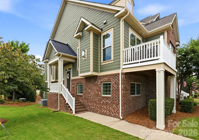 Photo 2 of Townhouse for sale at 509 Dulaney Dr, Fort Mill, SC 29708 | MLS# 4401390 | Listing updated on 2026-09-13
