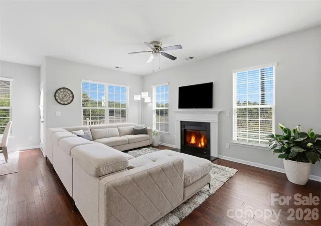 Photo 4 of Townhouse for sale at 509 Dulaney Dr, Fort Mill, SC 29708 | MLS# 4401390 | Listing updated on 2026-09-13