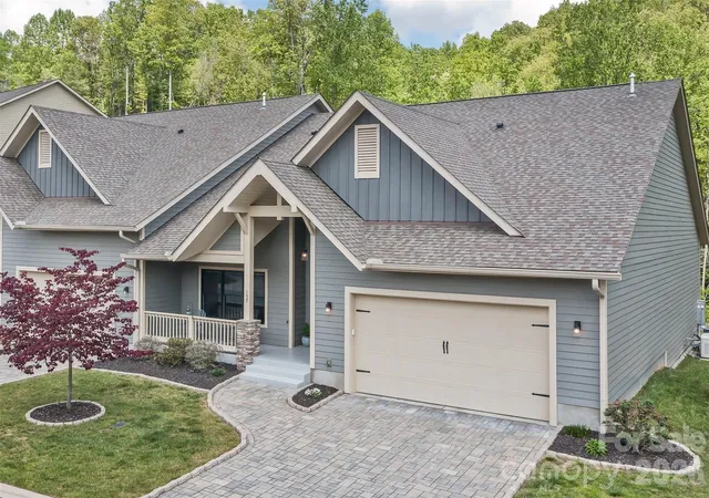 1st image of 157 Copper Valley Ln, Hendersonville, NC 28739 | MLS# 4401396