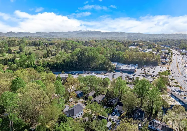33rd image of 154 Laurel Loop, Asheville, NC 28806 | MLS# 4401401