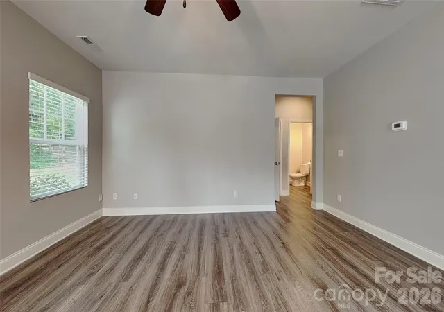 Photo 4 of Single family home for sale at 14935 Boudins Ln, Charlotte, NC 28278 | MLS# 4401426 | Listing updated on 2026-09-01