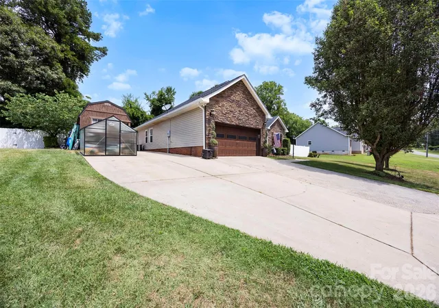 44th image of 200 Brooks Dr, Stanley, NC 28164 | MLS# 4401431