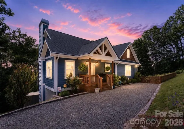 1st image of 204 Mostert Dr, Asheville, NC 28804 | MLS# 4401439