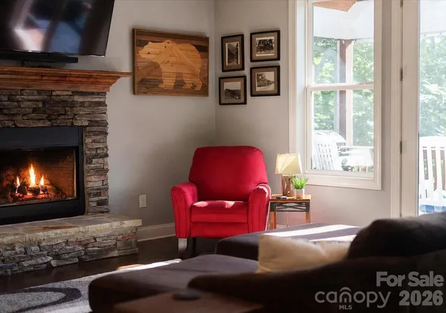 3rd image of 204 Mostert Dr, Asheville, NC 28804 | MLS# 4401439