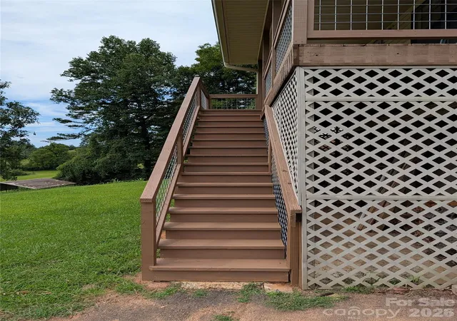24th image of 216 Pickens Rd, Weaverville, NC 28787 | MLS# 4401446