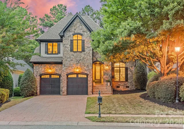 1st image of 17411 Summer Pl Dr, Cornelius, NC 28031 | MLS# 4401453