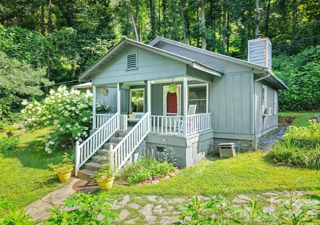 Homes for sale in Sylva, NC | 6115 Skyland Dr, Sylva, NC 28779 | MLS# 4401474