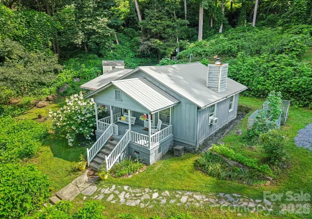 Homes for sale in Sylva, NC | 6115 Skyland Dr, Sylva, NC 28779 | MLS# 4401474