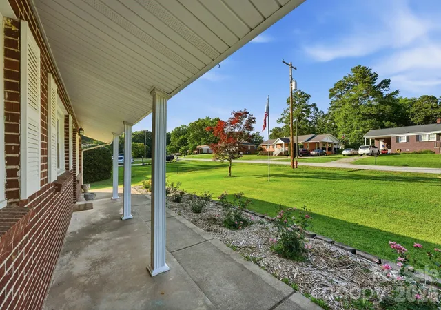 Photo 3 of Single family home for sale at 112 Brookside Dr, Union, SC 29379 | MLS# 4401480 | Listing updated on 2026-09-27