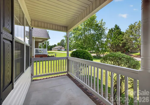 5th image of 1001 Loch Lomond Cir, Concord, NC 28025 | MLS# 4401481