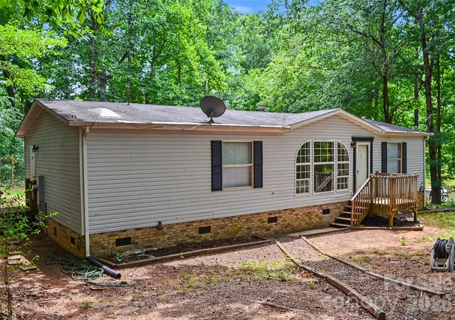 Homes for sale in Statesville, NC | 176 Sharon Ridge Ln, Statesville, NC 28677 | MLS# 4401482