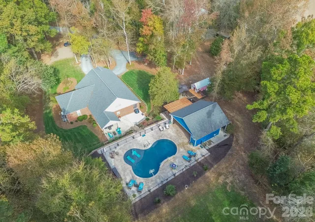 Photo 2 of Single family home for sale at 415 Witmore Rd, Wingate, NC 28174 | MLS# 4401490 | Listing updated on 2026-10-07