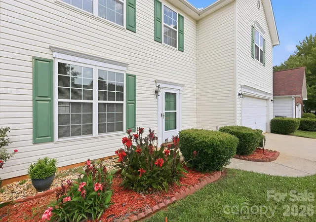image of 8818 Norway Ct, Charlotte, NC 28269 | MLS# 4401510