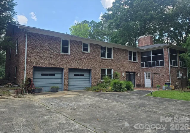 Photo 3 of Single family home for sale at 1162 Ja Cochran Byp, Chester, SC 29706 | MLS# 4401548 | Listing updated on 2026-10-14