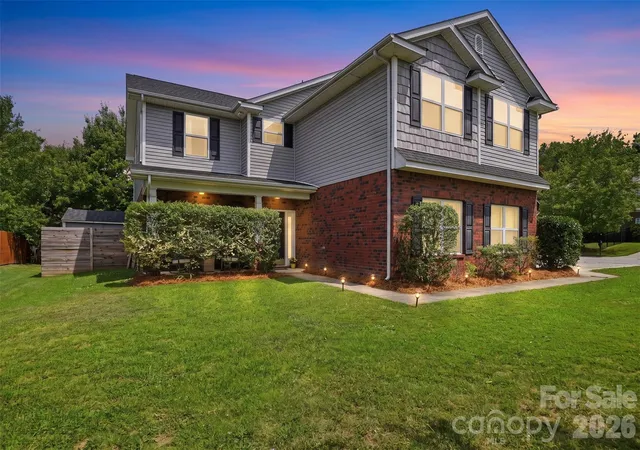 Photo 3 of Single family home for sale at 835 Estuary Ct, Rock Hill, SC 29732 | MLS# 4401569 | Listing updated on 2026-10-07