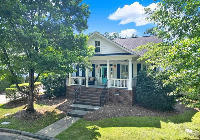 Photo 2 of Single family home for sale at 3328 Richards Xing, Fort Mill, SC 29708 | MLS# 4401571 | Listing updated on 2026-09-01