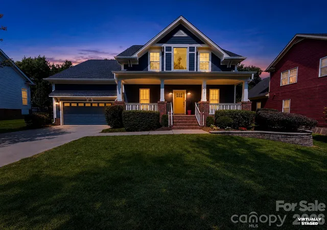 Photo 2 of Single family home for sale at 7761 Trailridge Dr, Tega Cay, SC 29708 | MLS# 4401604 | Listing updated on 2026-09-03