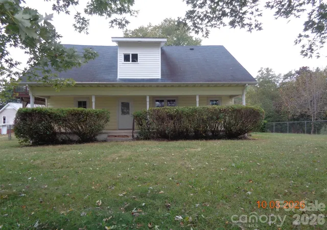Photo 4 of Single family home for sale at 5 Ferguson St, Granite Falls, NC 28630 | MLS# 4401624 | Listing updated on 2026-10-05