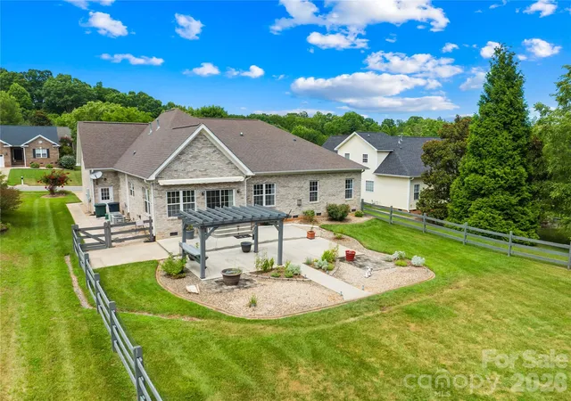 Photo 3 of Sale Pending at 144 Quail Hvn Dr, Troutman, NC 28166 | MLS# 4401635 | Listing updated on 2026-09-02