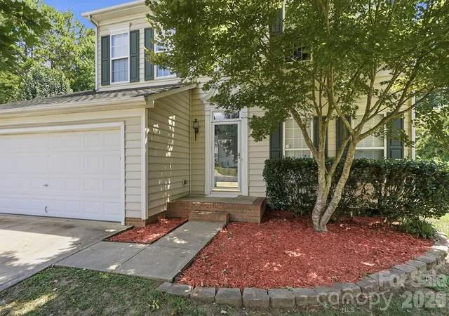 Homes for sale in Indian Trail, NC | 1010 Hamstead Ct, Indian Trail, NC 28079 | MLS# 4401658